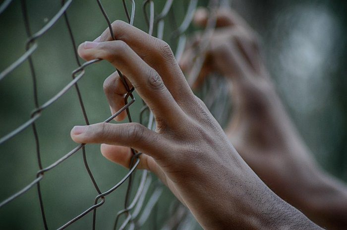 фото Не все было гладко: наркотики телефоны и розовые скандалы в