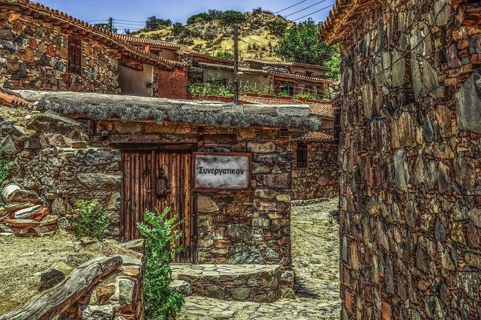 depiction The Christmas Village of Fikardo Reopens Its Doors
