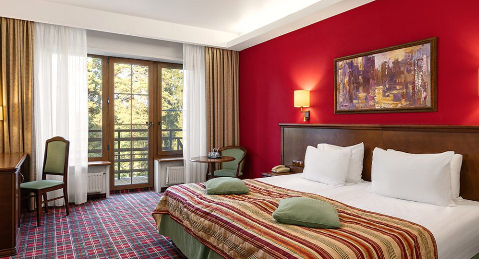 0saoaitpf5qr0hhpaowqvwqift8zi0q6 word2 World Cup Hotel Prices Skyrocket, Bring Your Credit Card!