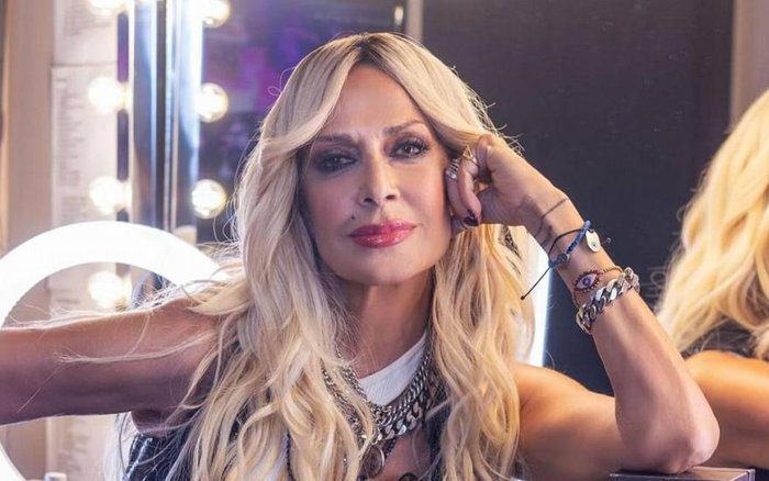 απεικόνιση ΑΝΝΑ ΒΙΣΣΗ Νέος κύκλος στην καριέρα της Τελευταία χρονιά σε νυχτερινά