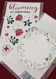 οπτικό Blooming at Christmas Στολίδια που ανθίζουν για καλό σκοπό
