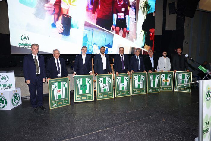 γραφικό OMONOIA FOUNDATION Δύο αυτοκίνητα για ΚΥΣΟΑ και Σύνδεσμο Αυτισμού