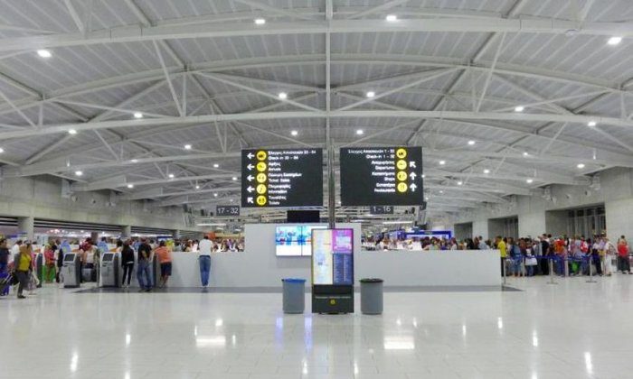 image Tourist arrivals in november break two records