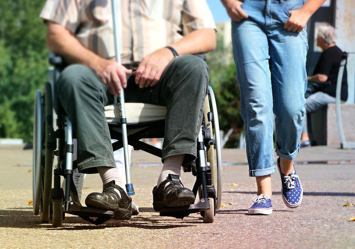 φωτό ZHTA AΠΑΝΤΗΣΕΙΣ Άτομο με αναπηρία για το καθεστώς κατ οίκον φροντίδας