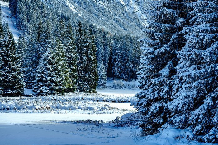 visual Weather Shift: Rain, Storms, and Mountain Snow