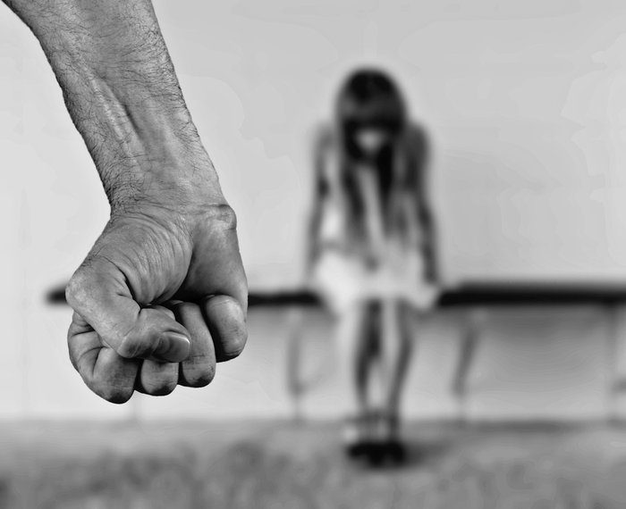 στιγμιότυπο ΔΡ ΑΝΤΡΗ ΑΝΔΡΟΝΙΚΟΥ 400500 γυναίκες στο Σπίτι της Γυναίκας