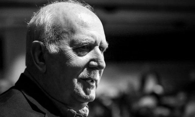 οπτικό ΓΙΩΡΓΟΣ ΠΑΠΑΔΑΚΗΣ Το συγκινητικό τελευταίο αντίο στη Ριτσώνα Βίντεο
