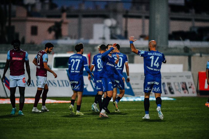 φωτό Έκανε το καθήκον του και βλέπει Ανόρθωση