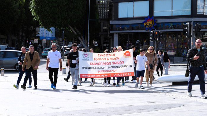 photo 15 KM FOR LITTLE HEARTS 10 in 1,000 newborns are born with