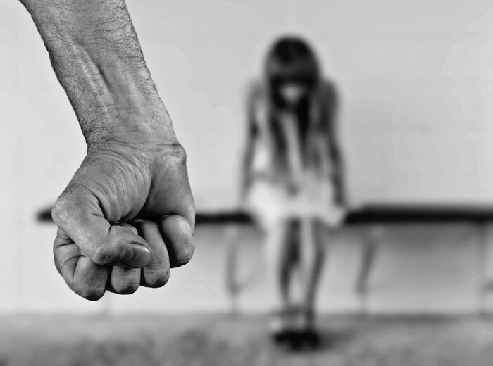 εικόνα ANNIE ALEXUΙ Ισχυρό μήνυμα κατά της βίας γυναικών Ξεκίνησε συλλογή