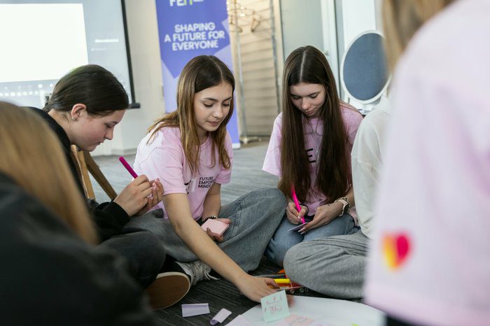 изображение CIM CYPRUS BUSINESS SCHOOL Кипр в центре внимания мирового