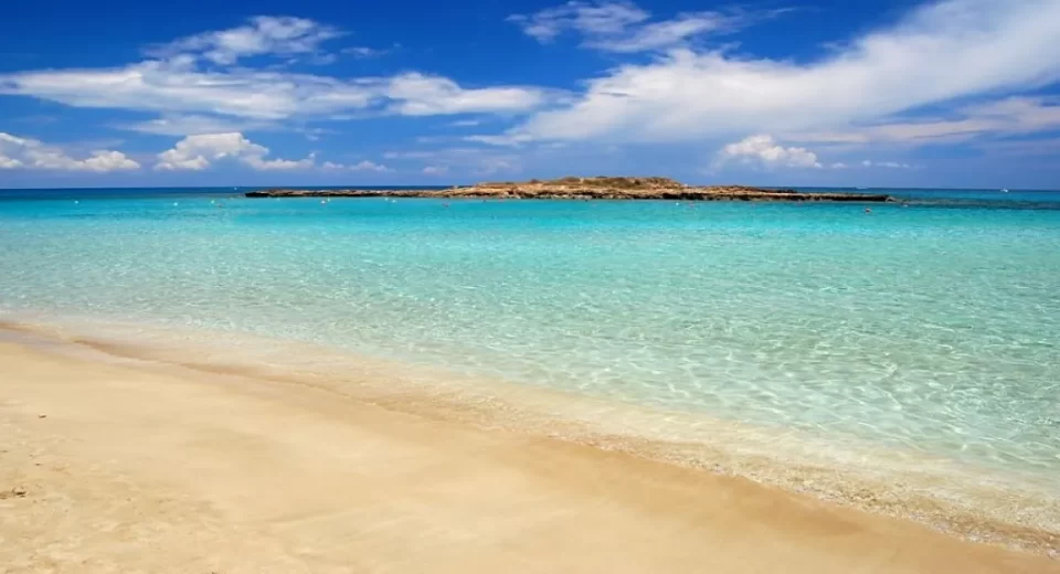 el25381 featured word1 Fig Tree Bay in Protaras Ranked Among Europe's Top 19 Beaches by Tripadvisor