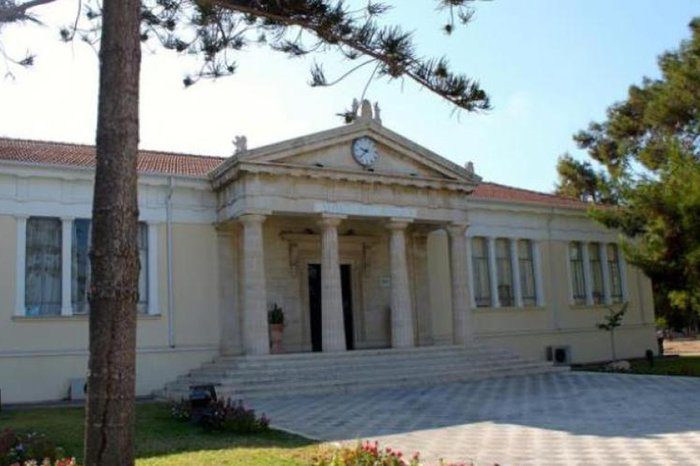 οπτικό ΕΝΤΑΣΗ ΣΤΟ ΔΗΜΟΤΙΚΟ ΣΥΜΒΟΥΛΙΟ ΠΑΦΟΥ Αποχώρηση ΑΚΕΛ και απουσίες
