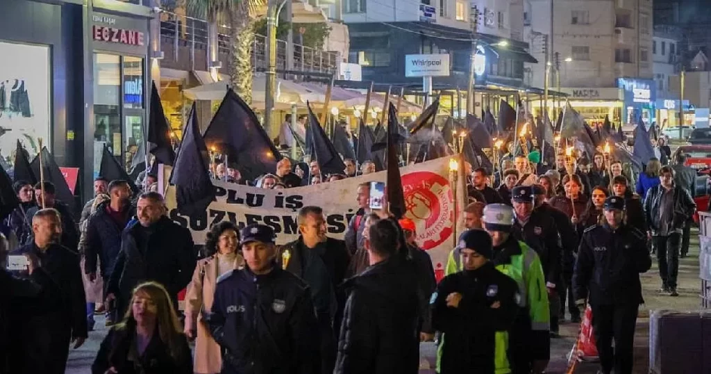 Turkish+Cypriot+unions+take+to+the+streets+against+T%C3%BCrk+Telekom+%E2%80%94+denounce+%26%238216%3Binstitutional+seizure%26%238217%3B