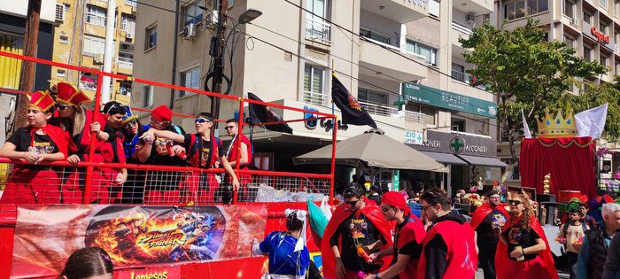 γραφικό ΛΕΜΕΣΟΣ Σάτιρα παλμός και μηνύματα με νόημα στη μεγάλη Καρναβαλιστική