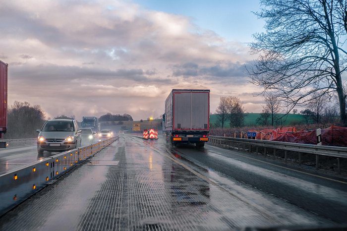 photo DRIVERS BEWARE Danger on Highways Due to Bad Weather