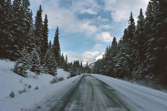 Photo Troodos Cypriots in Snowy Weekend Controlled